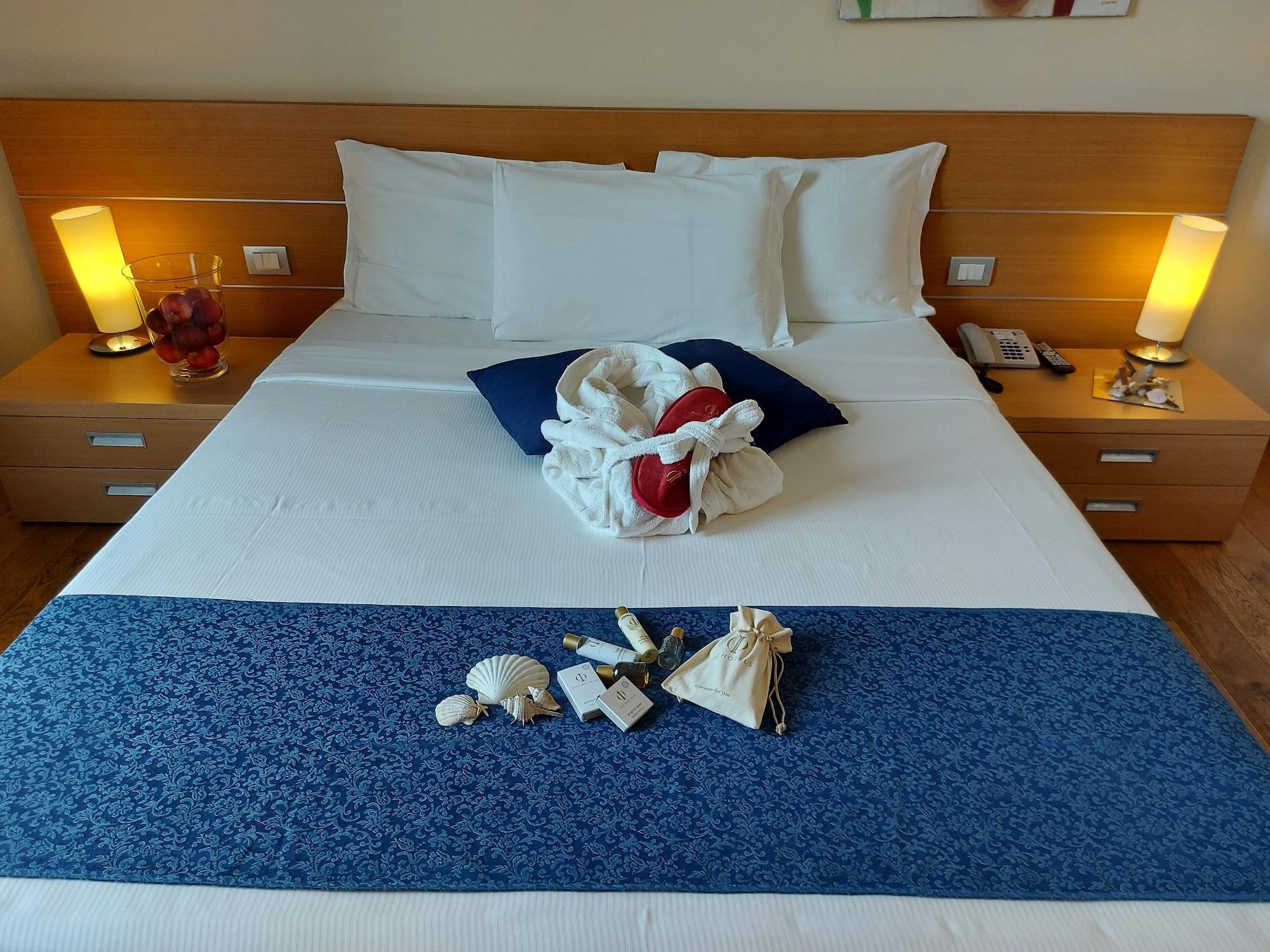 Phi Hotel Alcione Франкавила ал Маре Екстериор снимка