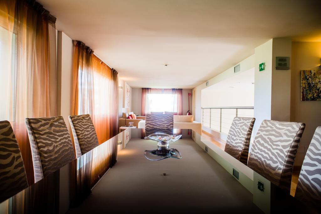 Phi Hotel Alcione Франкавила ал Маре Екстериор снимка